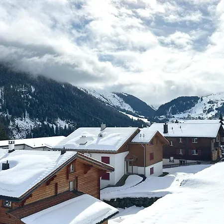 Casa Glisch Im Zentrum Von Sedrun, Mit Sauna Apartman *