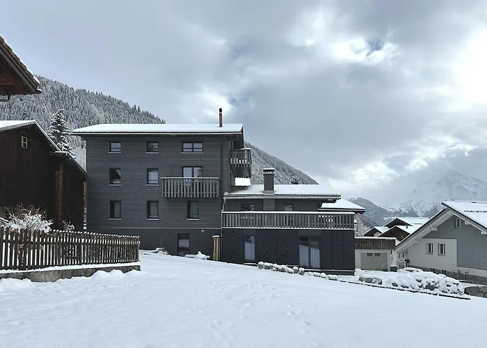 Casa Glisch Im Zentrum Von Sedrun, Mit Sauna Apartamento Sedrun